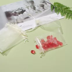 Organza ajándéktasak 13x18 cm - krém