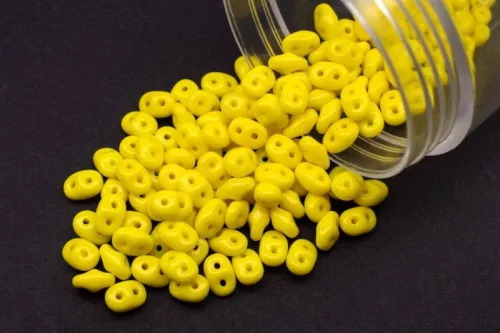Cseh Superduo gyöngy 10g/cs SD83120 - Opaque Yellow