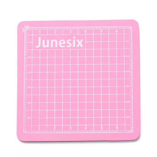 PVC mini vágóalátét mérőskálával – 8 × 8 cm